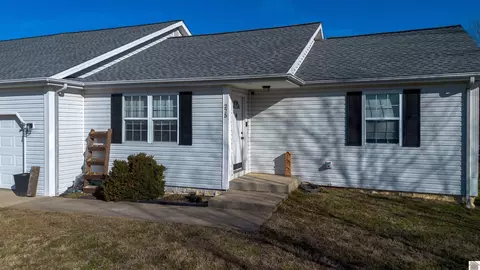 275 Foster Dr, Kevil, KY 42053