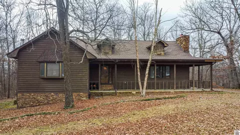 433 Edwards Dr, Paducah, KY 42003