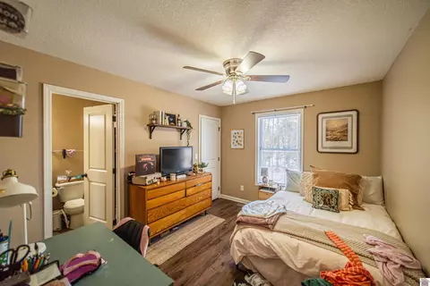 1300 Diuguid Dr, Murray, KY 42071 photo 18