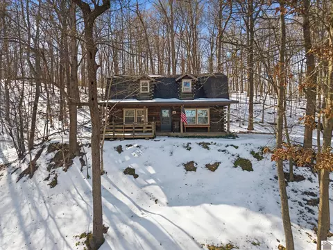 171 Raintree Dr, Eddyville, KY 42038