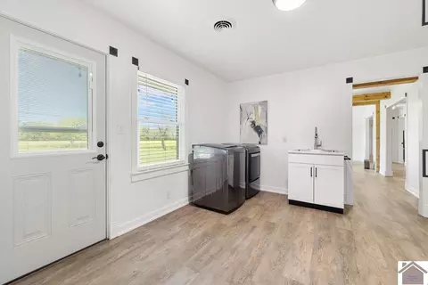 10256 E State Route 94, Murray, KY 42071 photo 32