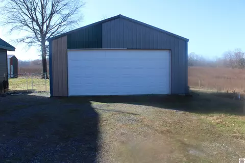 1555 Baltic Loop, Mayfield, KY 42066 photo 5