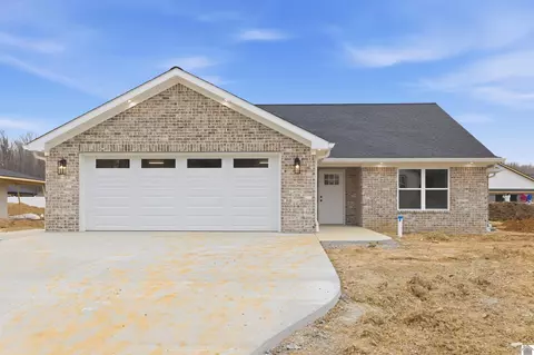 190 Clover, Paducah, KY 42003