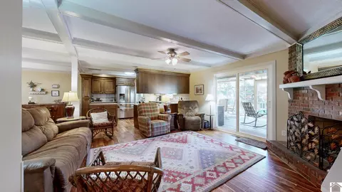 223 Circle Dr, Mayfield, KY 42066 photo 4
