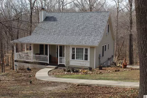 140 Dawson Dr, Eddyville, KY 42038