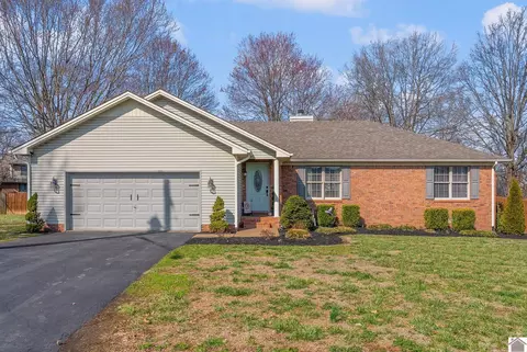 1407 Oak Tree Ct, Hopkinsville, KY 42240