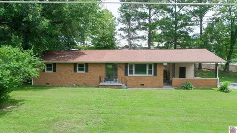 3921 Laura Ct, Paducah, KY 42001