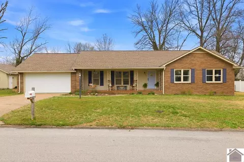 1512 Dudley Dr, Murray, KY 42071