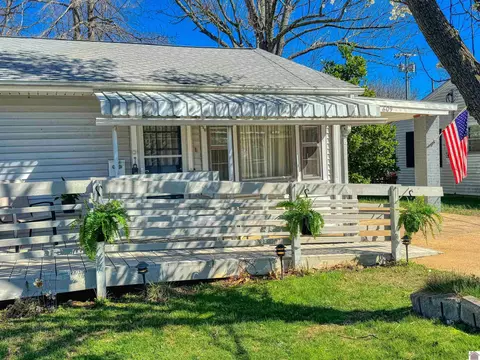 609 S 9th St, Murray, KY 42071 photo 4