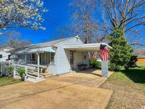 609 S 9th St, Murray, KY 42071 photo 2