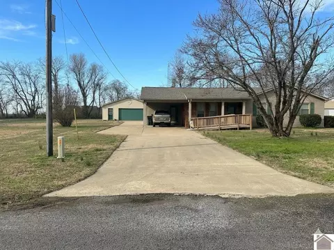 331 Perry, Mayfield, KY 42066 photo 4