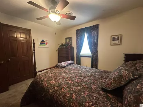 331 Perry, Mayfield, KY 42066 photo 21
