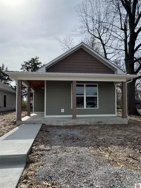 2104 Harrison St, Paducah, KY 42001