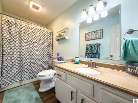 73 Whispering Oaks Loop, Mayfield, KY 42066 photo 20