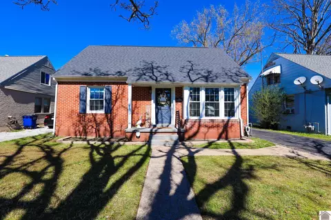 2557 Clay St, Paducah, KY 42001