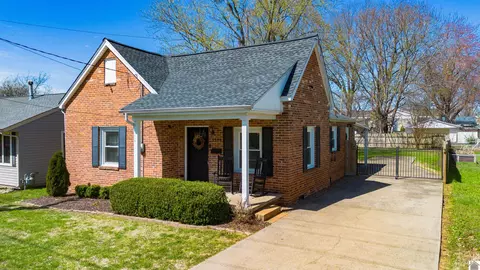 2909 Clark St, Paducah, KY 42001