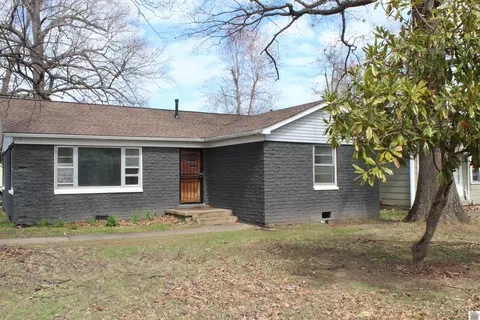 3127 Harrison, Paducah, KY 42001