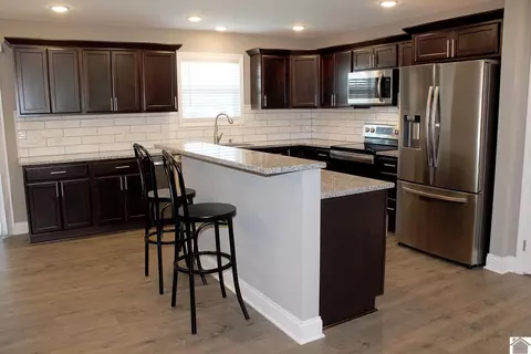2208 Traci Dr, Murray, KY 42071 photo 8