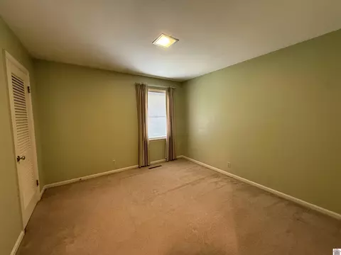 804 Guthrie Dr, Murray, KY 42071 photo 12