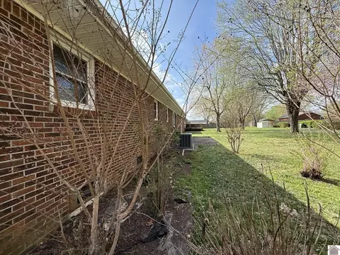804 Guthrie Dr, Murray, KY 42071 photo 21