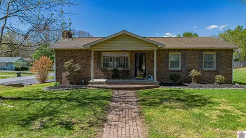 635 E 6th Ave, Calvert City, KY 42029