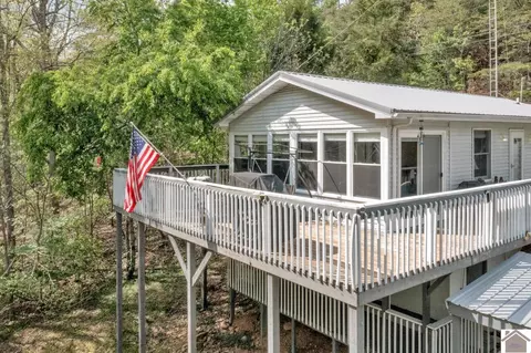 73 Bayshore Dr, Dawson Springs, KY 42408