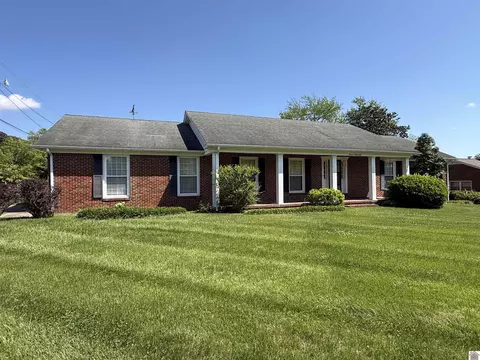 1398 Johnson, Murray, KY 42071 photo 2