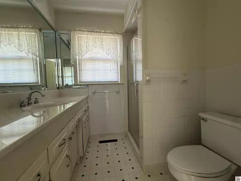 1398 Johnson, Murray, KY 42071 photo 19