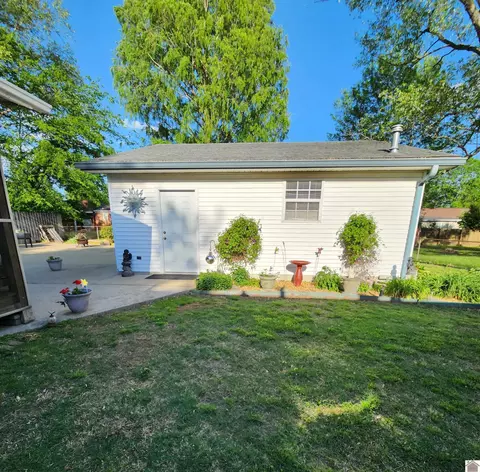 811 Guthrie Dr, Murray, KY 42071 photo 25