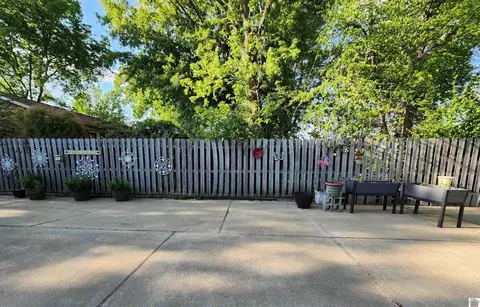811 Guthrie Dr, Murray, KY 42071 photo 30
