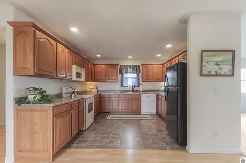 454 Snow Rd, Murray, KY 42071 photo 6