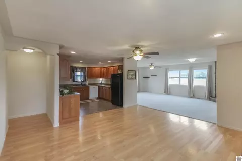 454 Snow Rd, Murray, KY 42071 photo 5