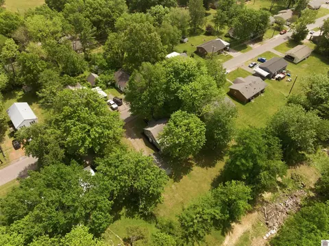610 Broad St, Murray, KY 42071 photo 24