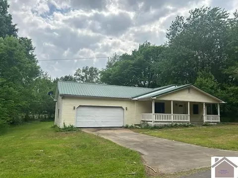 11450 Bonham St, Kevil, KY 42053