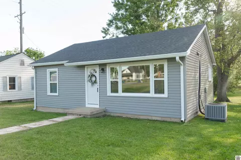 419 Pine, La Center, KY 42056