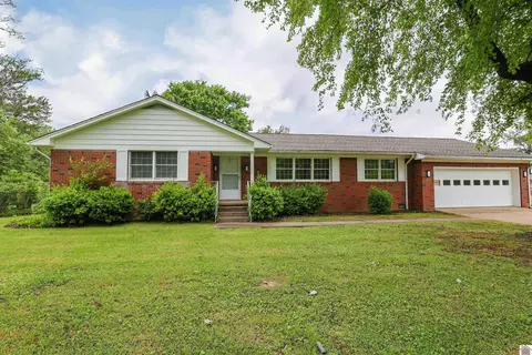 5861 Kathy Dr, Paducah, KY 42003