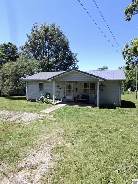 110 Mounds St, Arlington, KY 42021