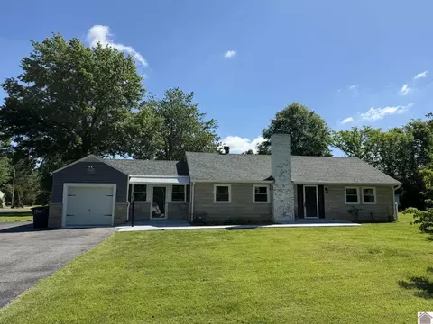 308 Minerva Pl, Paducah, KY 42001
