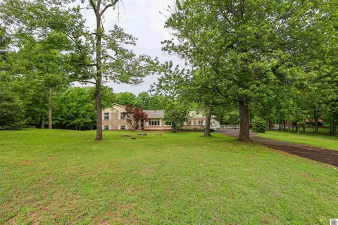 151 Mark Dr, Paducah, KY 42001 photo 2
