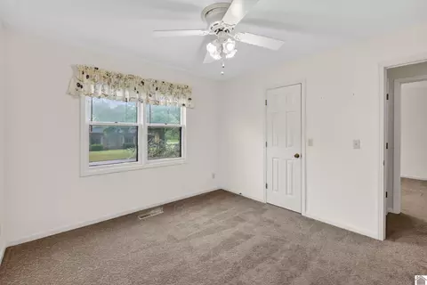1504 Tabard Dr, Murray, KY 42071 photo 24