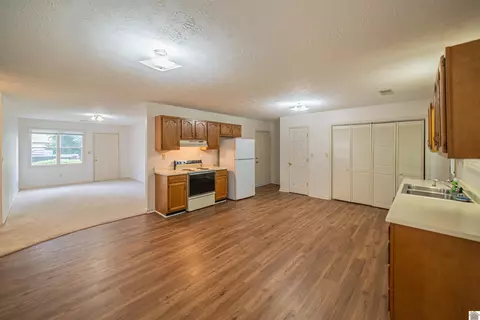 3240 3242 River Oaks Blvd, Paducah, KY 42001 photo 9