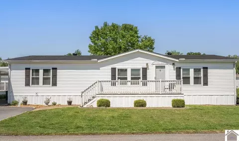 129 Broken Arrow, Paris, TN 38242