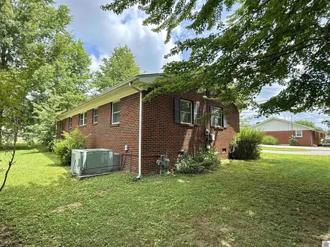 798 Meadow Ln, Murray, KY 42071 photo 19