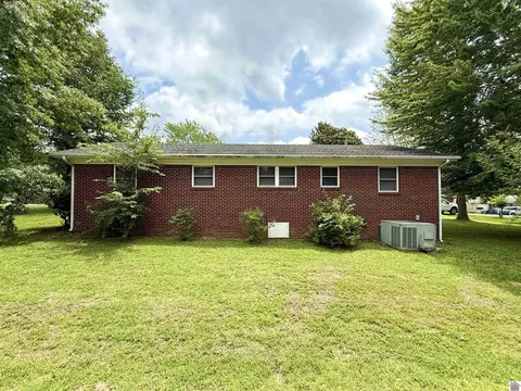 798 Meadow Ln, Murray, KY 42071 photo 18