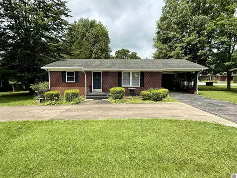 798 Meadow Ln, Murray, KY 42071 photo 3