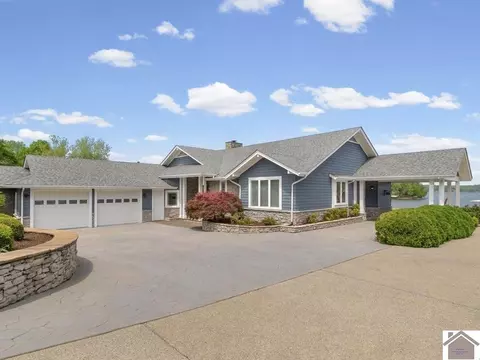 4568 Blue Springs Rd, Cadiz, KY 42211