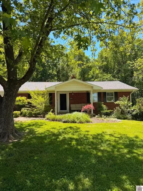 2281 Horace Barnes Rd, Calvert City, KY 42029