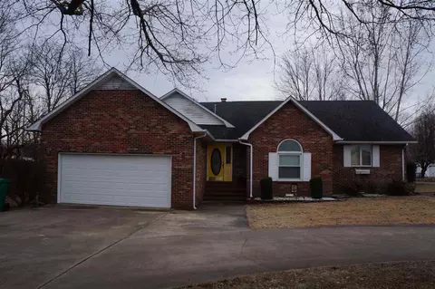141 Y Dr, Murray, KY 42071 photo 1
