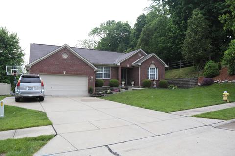 375 Parkside Pl, Fort Wright, KY 41011 photo 1