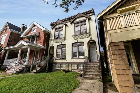 1909 5 Greenup St, Covington, KY 41011 photo 1